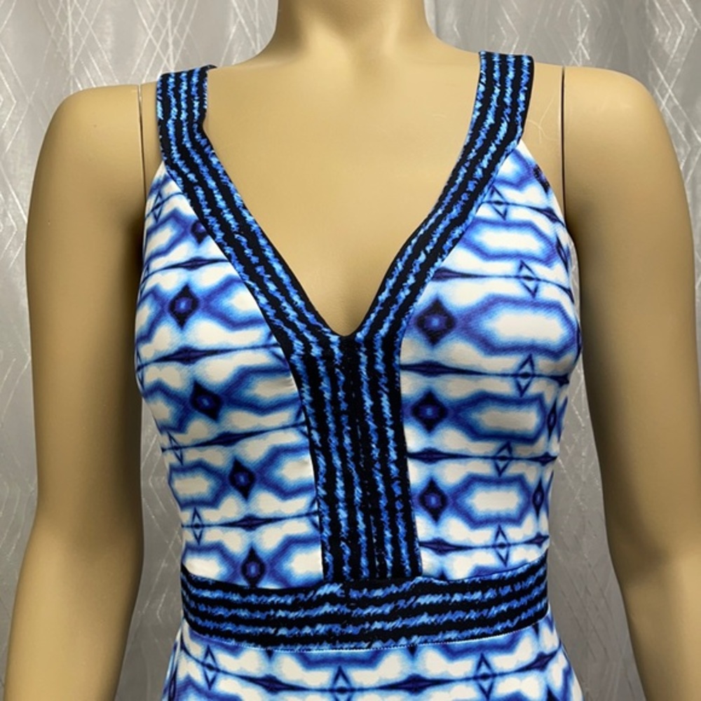 Michael Kors One Piece Swimsuit Crisscross Back - Picture 4 of 14